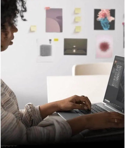 HP ZBook Firefly G8 - 32GB/1TB - Intel Core i7 - Refurbished